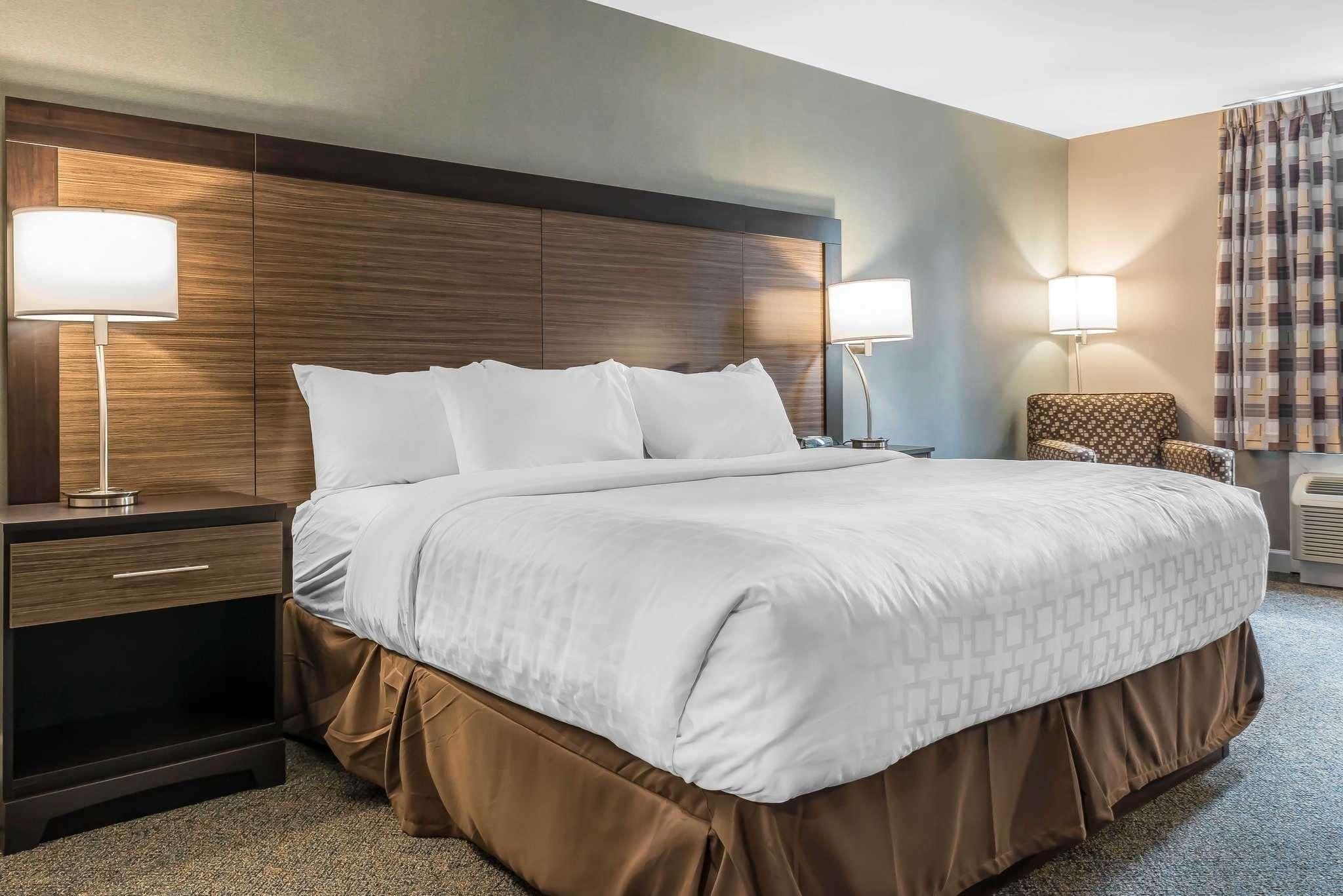 Clarion Inn Belle Vernon Εξωτερικό φωτογραφία