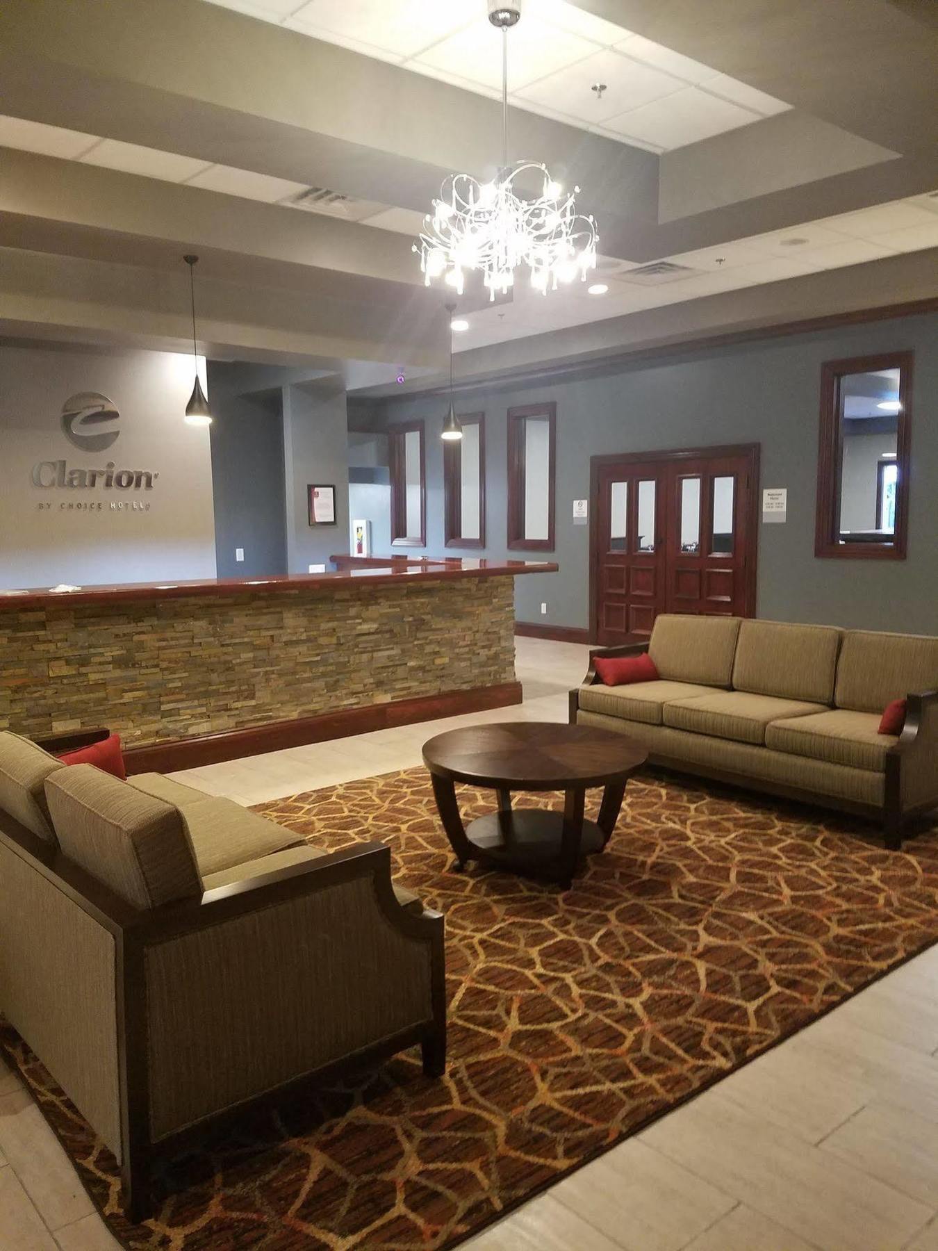 Clarion Inn Belle Vernon Εξωτερικό φωτογραφία
